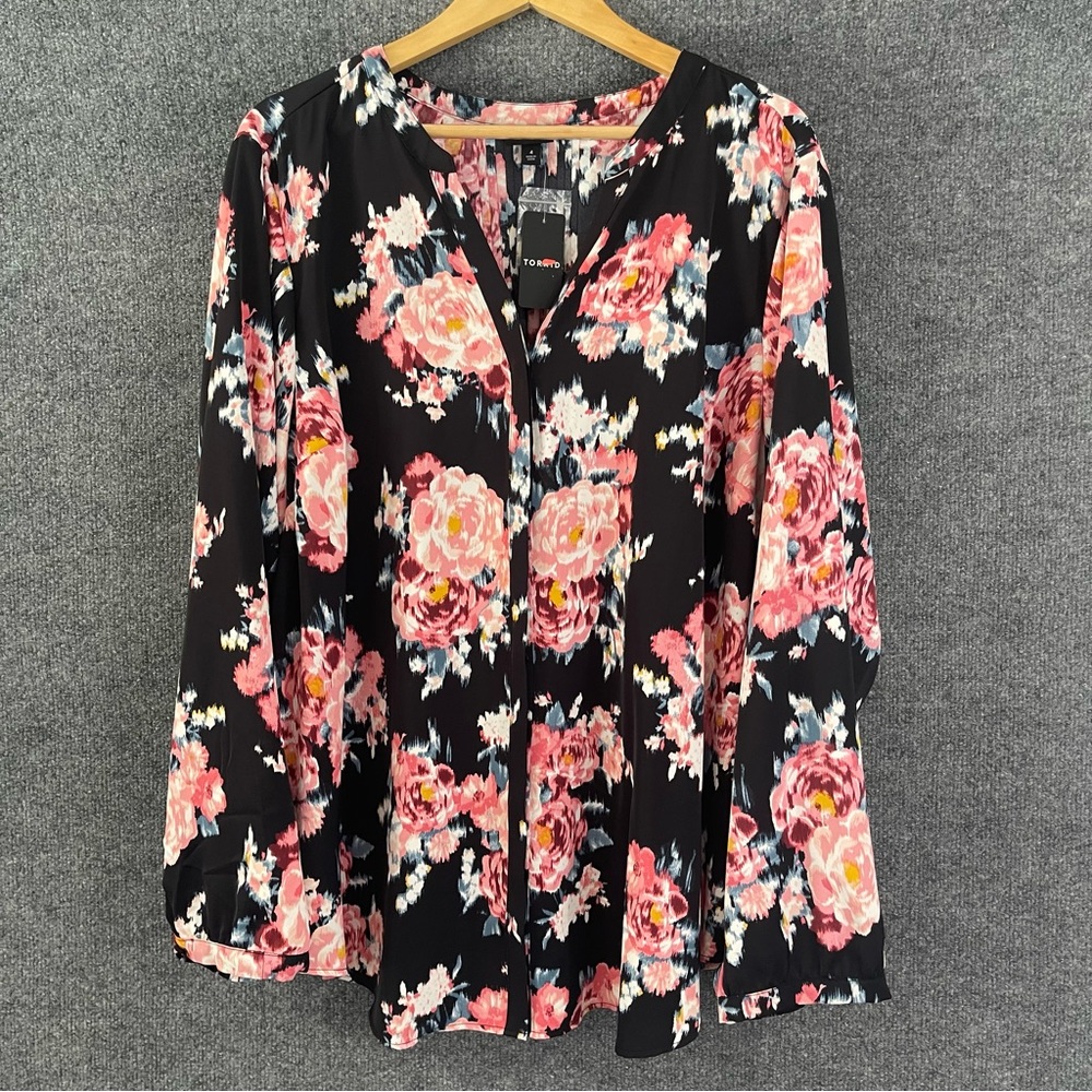 TORRID Womens Floral Button Front Long Sleeve Top Size 4X Black Pink Office